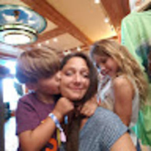 Meet your Posher, Cate